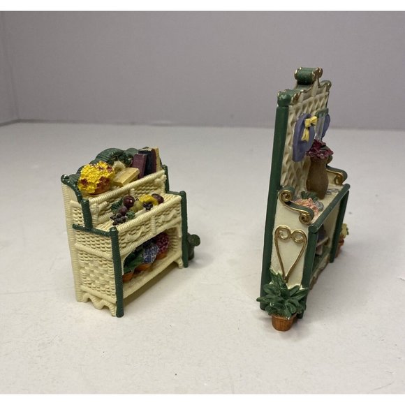 Avon Collectibles Victorian Memories Miniature Doll Furniture Wicker Garden 2pc - Picture 2 of 9